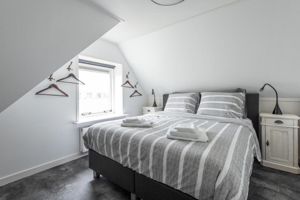 Vakantiewoning Oer It Fjild Holwerd Exterior foto