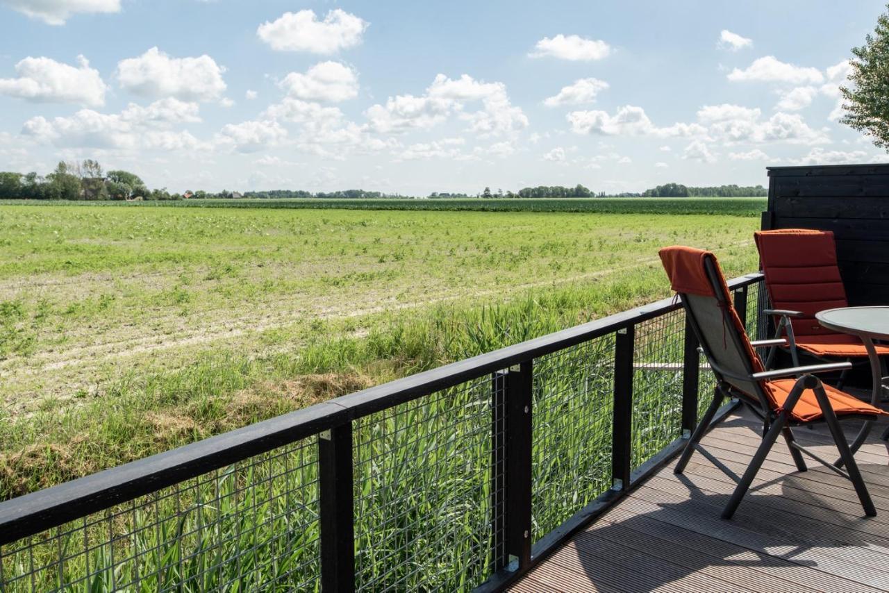 Vakantiewoning Oer It Fjild Holwerd Exterior foto