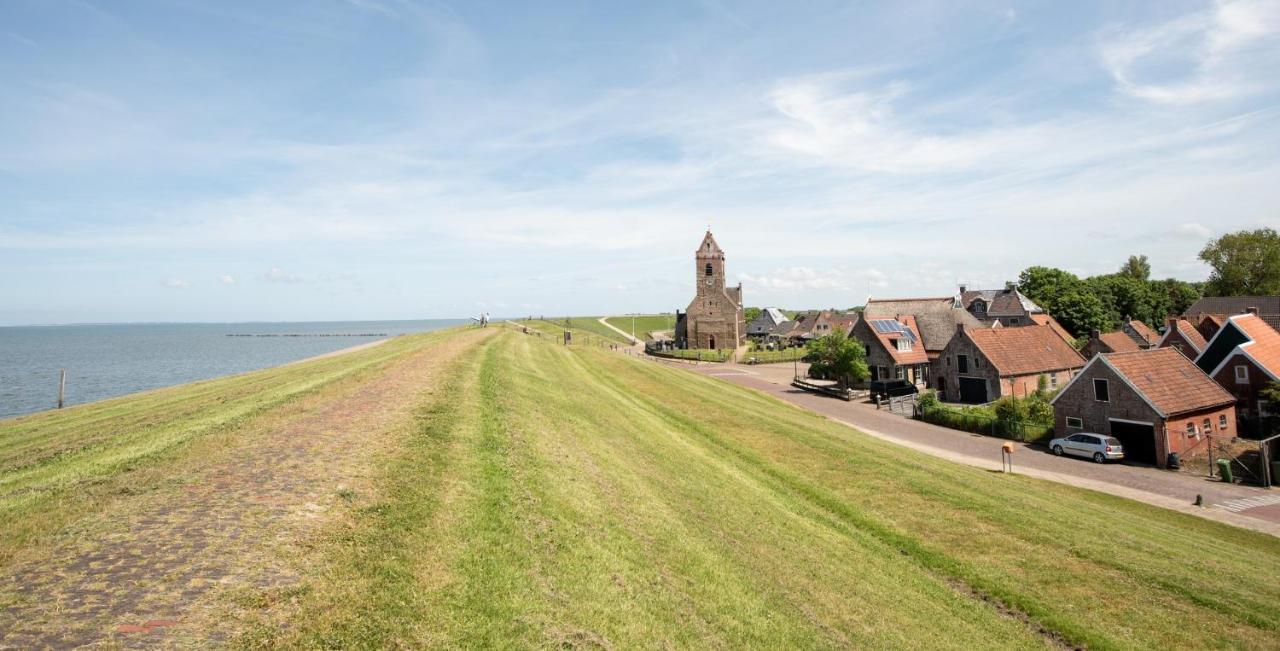 Vakantiewoning Oer It Fjild Holwerd Exterior foto
